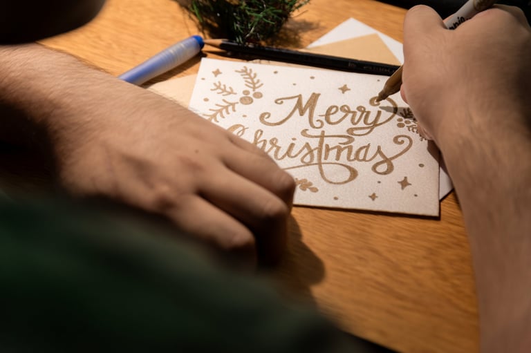 Hand-lettering a personalised Christmas card